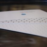 Das Postkarten-Set "Kopfpause, Neues Schaffen & Fokus auf das Schöne" beinhaltet drei verschiedene Motive.