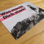 Die Postkarten "Was macht Dich stark?" eignen sich als Impulskarten oder zum Verschicken.