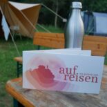 "an jedem ort auf reisen" ist ein Reisetagebuch und Dein idealer Reisebegleiter vom Planen bis hin zu Geschichten erzählen.