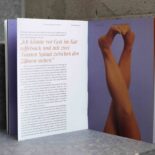 Glaube und Feminismus: Wie das zusammenpassen kann, steht im Buch radikal soft von Nina Knöll.